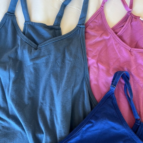Set of 4 Activewear Dresses - Picture 3 of 8